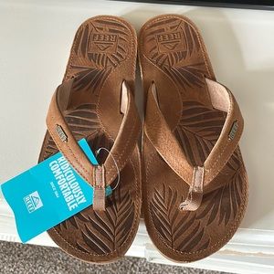 Reef Drift Away LE Sandals sz 8 tan